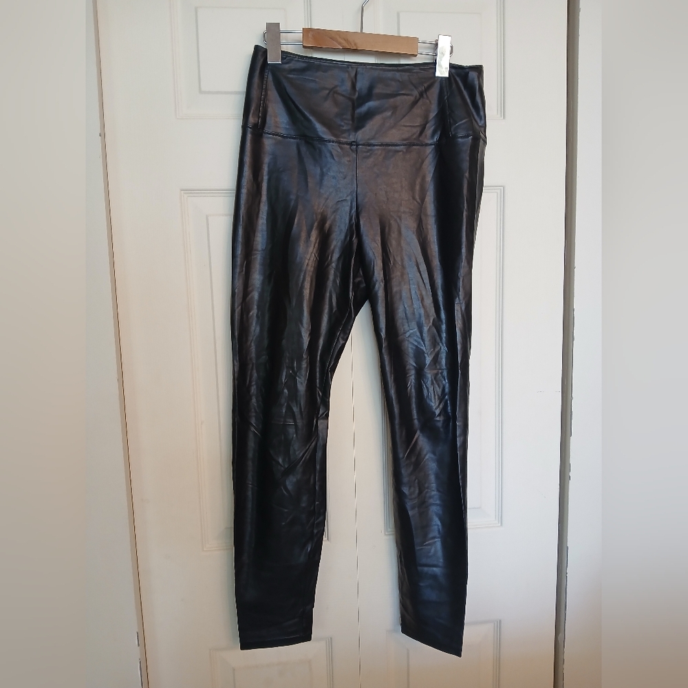 Wilfred Free Black Faux Leather Leggings, Size Medium (M)